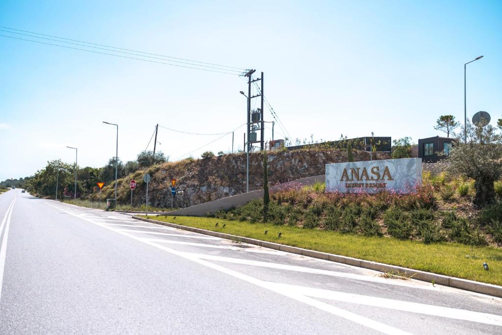 Anasa Luxury Resort
